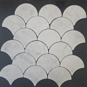 238x245mm Carrara White Honed 85x85mm Chip Natural Marble Fan Mosaic tile